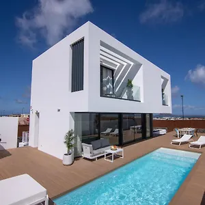 Yolo Luxe Sur Private Pool By Holidays Corralejo